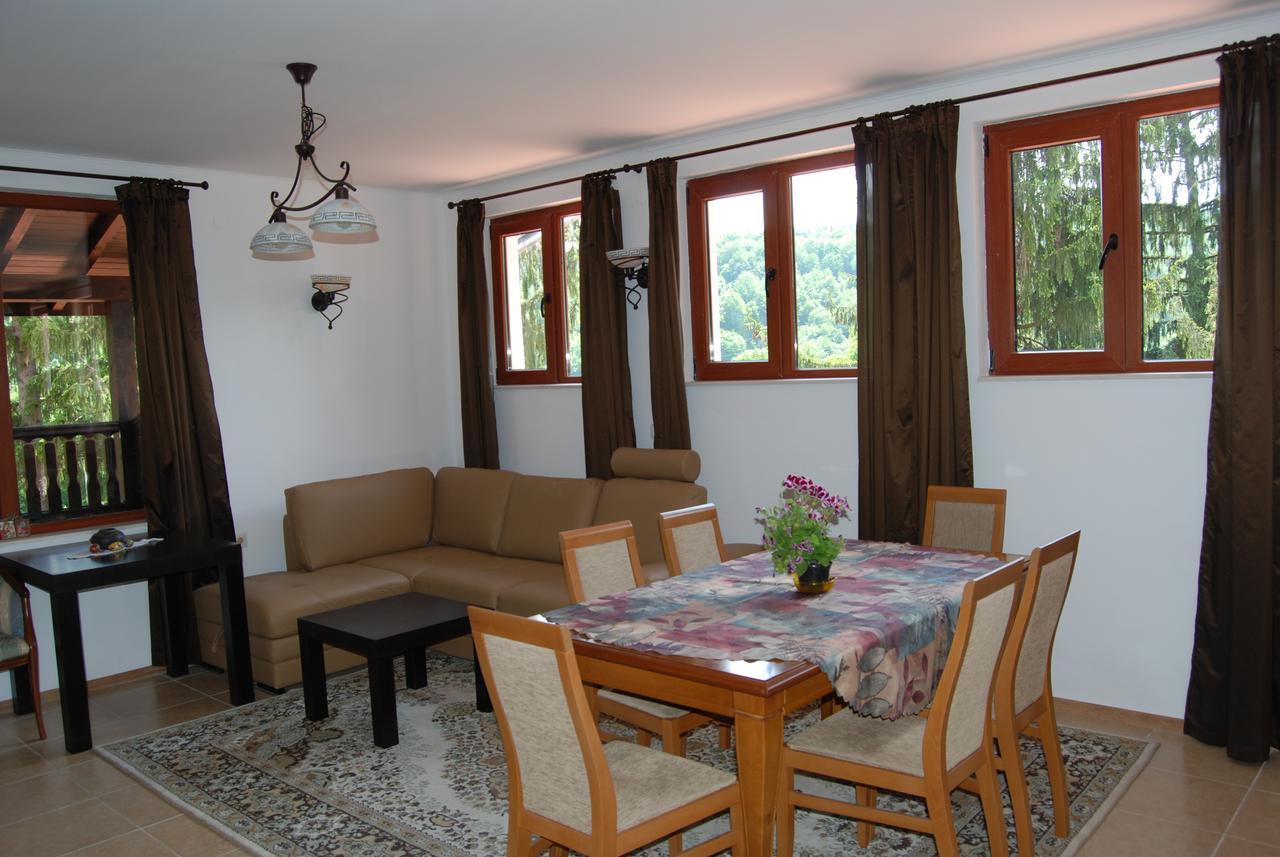Vidima Apartment Hotel Apriltsi  Dış mekan fotoğraf